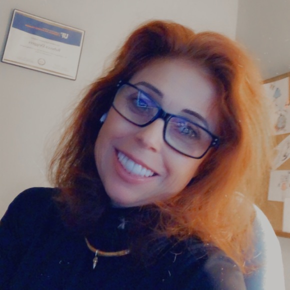 Meet your Posher, Rebecca - Picture 5 of 5